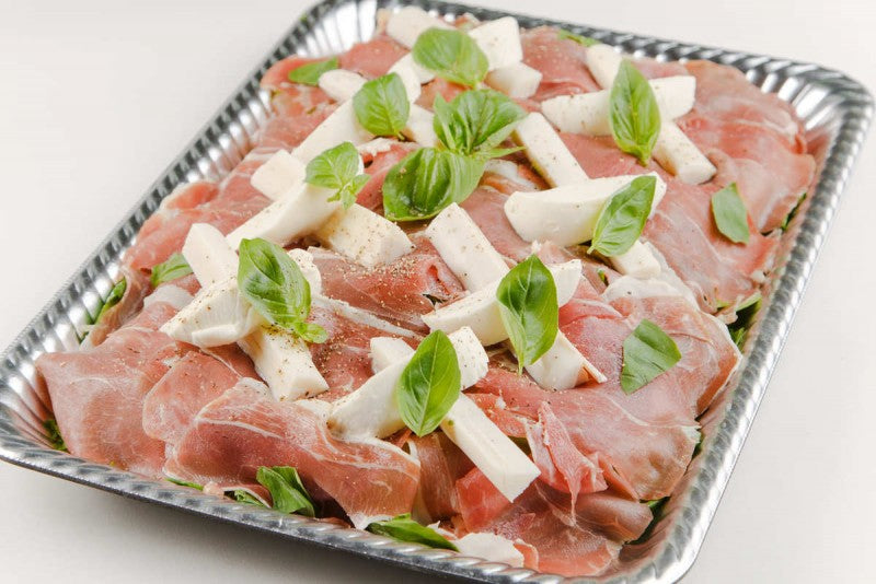 18. PROSCIUTTO & PALMITO, FRESH MOZZARELLA CHEESE SALAD