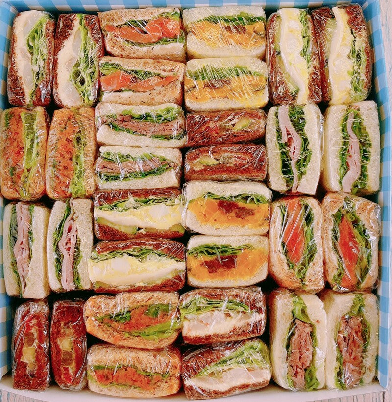 10. hitokuchi sandwich box(2日前までのご予約のみ)